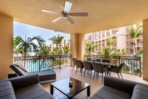 Outdoor dining - Beautiful Residence steps away from 7Mile Beach, Located at The Ritz-Carlton (Seven Mile Beach)