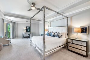 3 habitaciones, escritorio, tabla de planchar con plancha y wifi gratis 