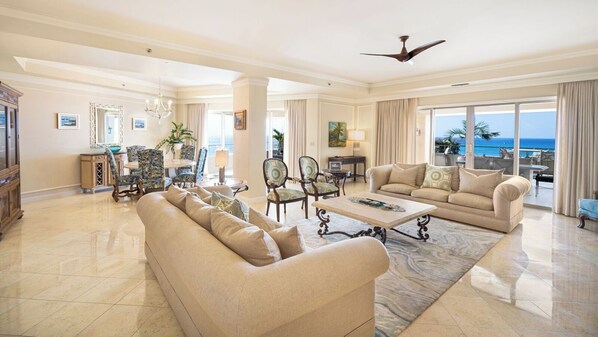 Televisión y reproductor de DVD 