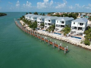 Exterior - Sunset Colors on Vaca Cut! Private Pool, Boat Slip, Kayak, Paddleboards & Games! (Marathon)