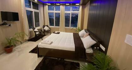 Laxmi Bhawan: 2nd floor Luxury guest suite