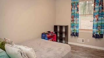 3 bedrooms, WiFi