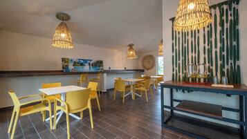 Desayuno continental incluido todos los días