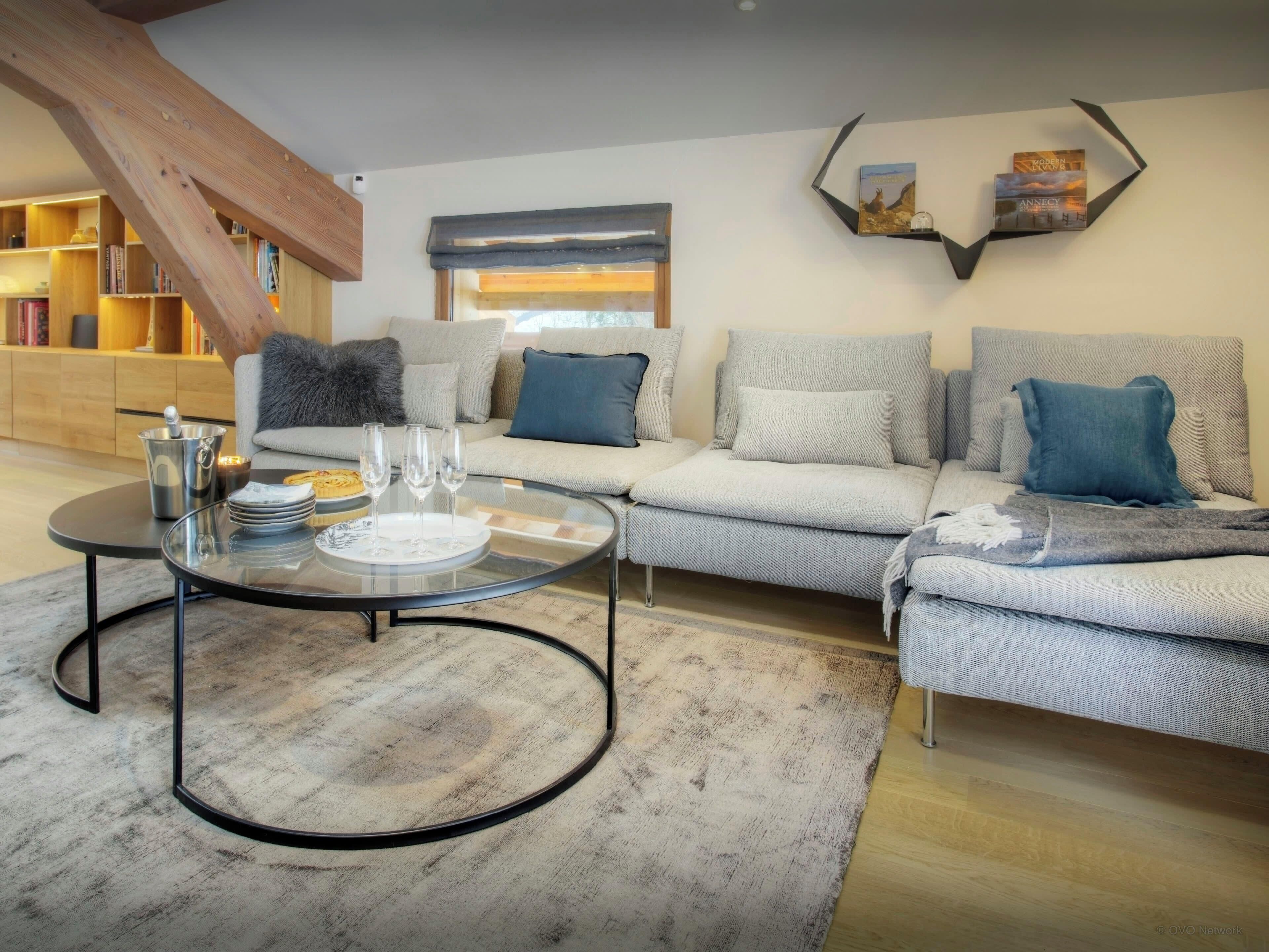 TV, fireplace, video-game console, DVD player