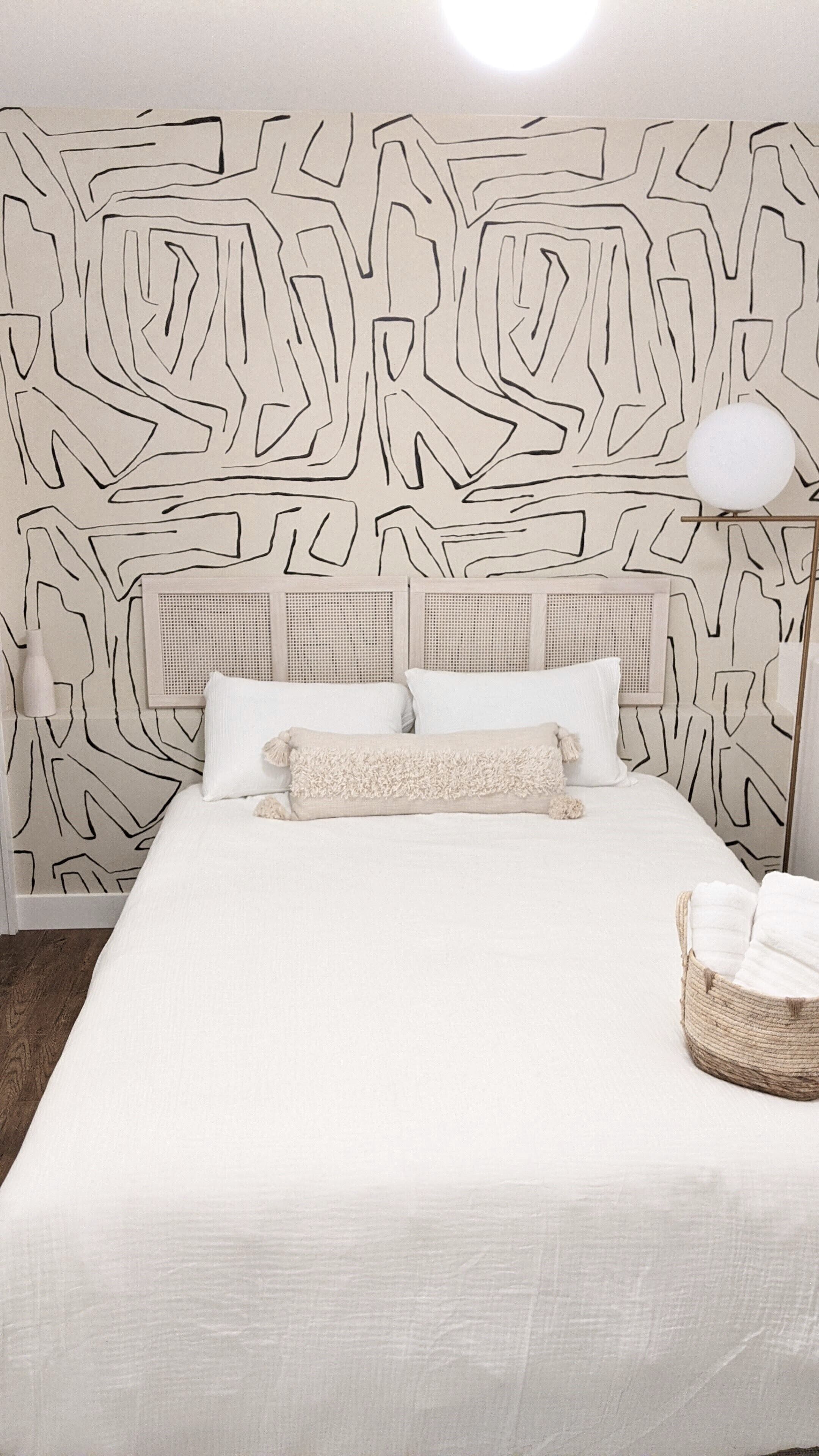 2 bedrooms, desk, iron/ironing board, travel crib