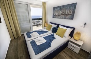 Vila superluxo | 4 quartos, cofres nos quartos, escrivaninha