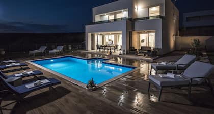 Luxury Villas Royal II with Private Pool