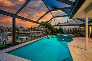 Piscine couverte, piscine chauffée