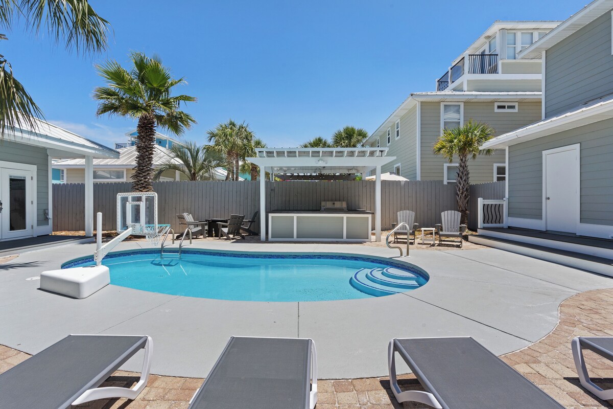 Photo 4 of Across Beach, Pool, Pool Table,Ping Pong, Golf Cart Rental, Amazing Yard, 7 BR