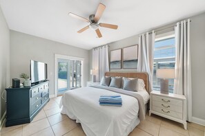 7 bedrooms, iron/ironing board, WiFi, bed sheets