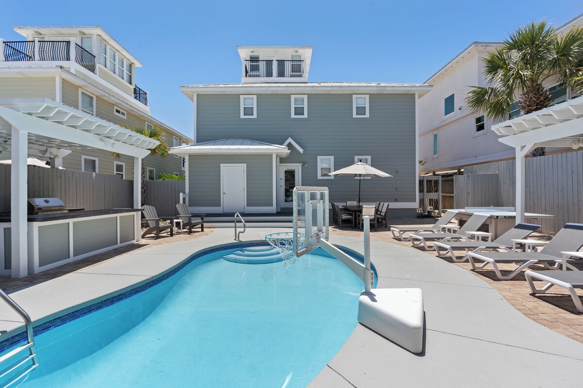 Photo 6 of Across Beach, Pool, Pool Table,Ping Pong, Golf Cart Rental, Amazing Yard, 7 BR