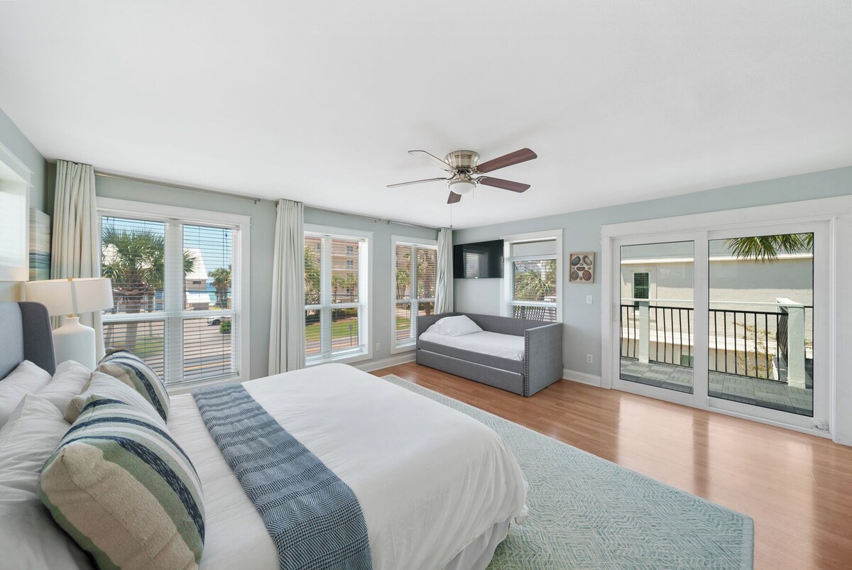 Photo 27 of Across Beach, Pool, Pool Table,Ping Pong, Golf Cart Rental, Amazing Yard, 7 BR