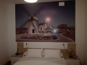 2 chambres, fer et planche Ă repasser, Wi-Fi, literie fournie