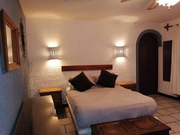 1 Schlafzimmer, Schreibtisch, Bügeleisen/Bügelbrett, kostenloses WLAN