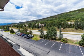 Condo (4 Bedrooms) | Exterior