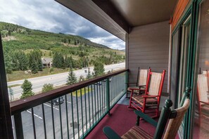 Apartment (4 Bedrooms) | Exterior