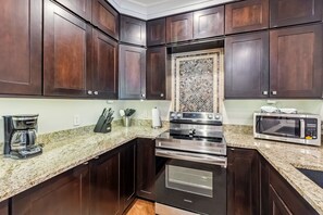 Apartment (4 Bedrooms) | Exterior