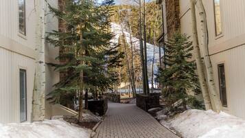 Appartement (4 Bedrooms) | Extérieur