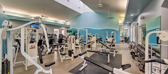 Burnt Store Marina Condo: Boat, Swim, Golf!
