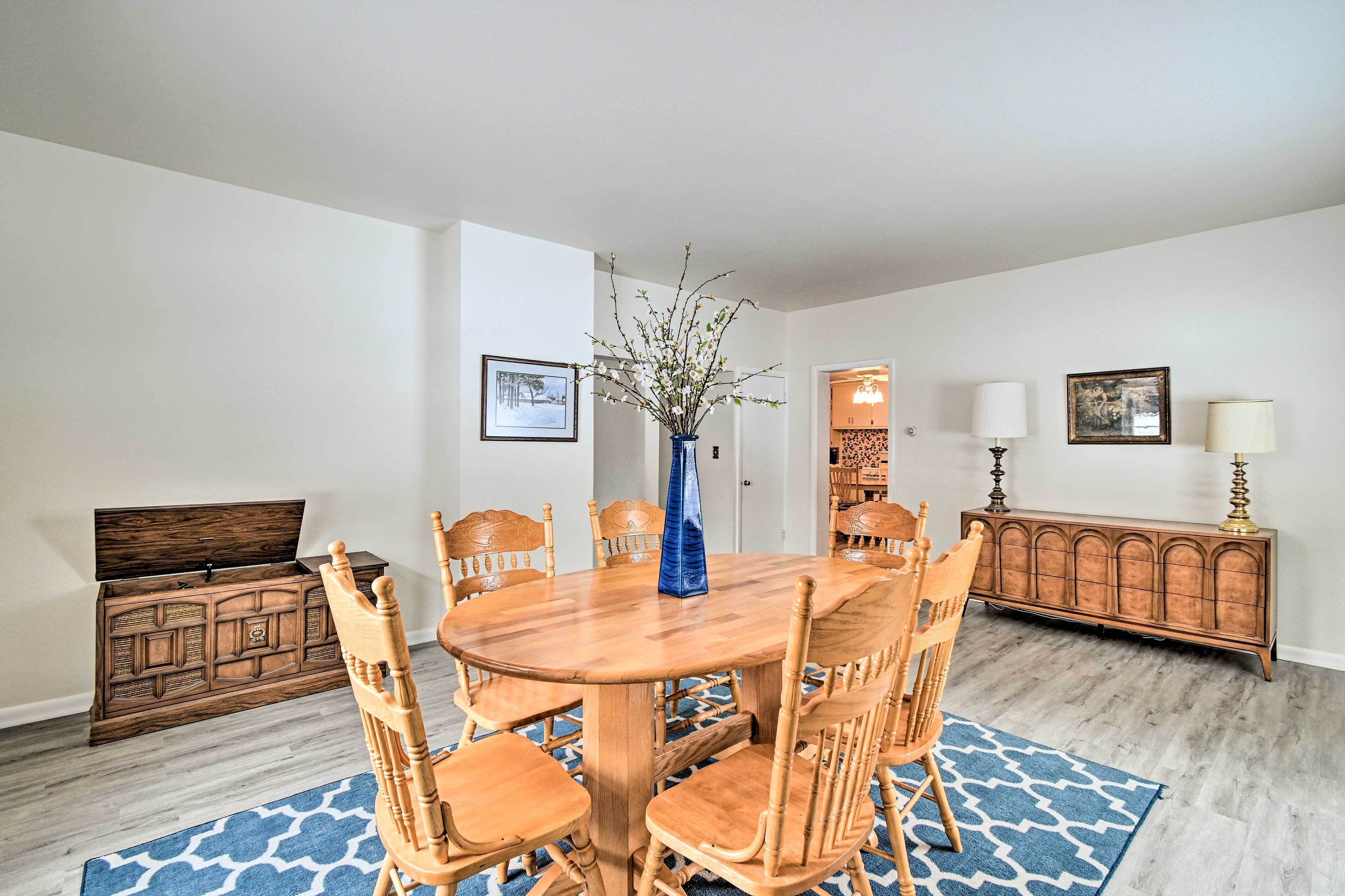 Authentic Wausau Abode < 1 Mile to Downtown!