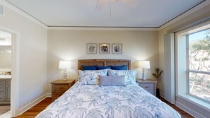 2 bedrooms, iron/ironing board, Internet, bed sheets