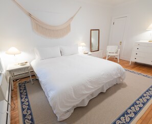 4 dormitorios, tabla de planchar con plancha, wifi y ropa de cama