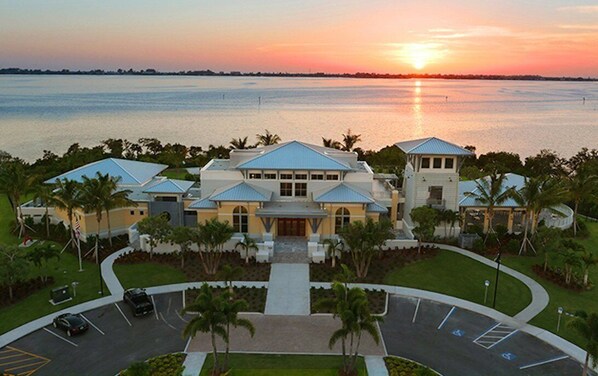 Exterior - Sunset Margarita - Pet Condo Near Anna Maria w/ Pool, Bikes & Easy Beach Access (Bradenton)