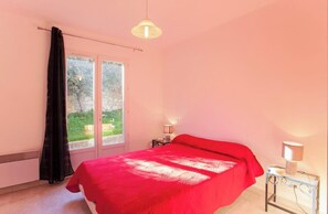 2 bedrooms, bed sheets - Domaine Bollaccia - Casa Caruchettu (Monticello)
