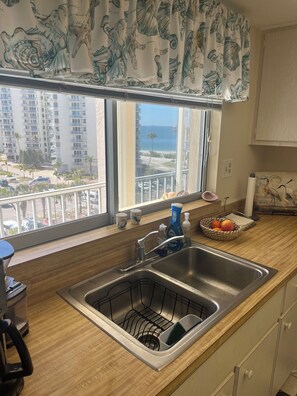 Fridge, microwave, oven, stovetop - Gorgeous corner condo on FORT MYERS BEACH. Yes, on the beach.! (Fort Myers Beach)