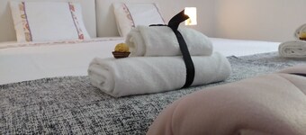 Casas do Contrabando 2 - Fonte de Os Galegos