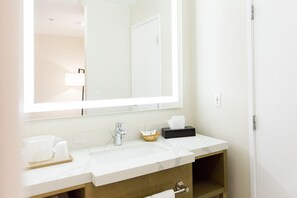 Bathroom - Boutique Hotel in Beautiful Wickenburg AZ (Wickenburg)