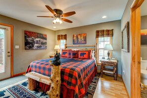 3 slaapkamers, een strijkplank/strijkijzer, gratis wifi, beddengoed