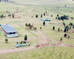 Exterior - Castle Rock Farm Stay and Ride!!! (Castle Rock)