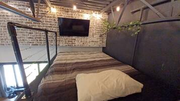 1 habitación, wifi y ropa de cama