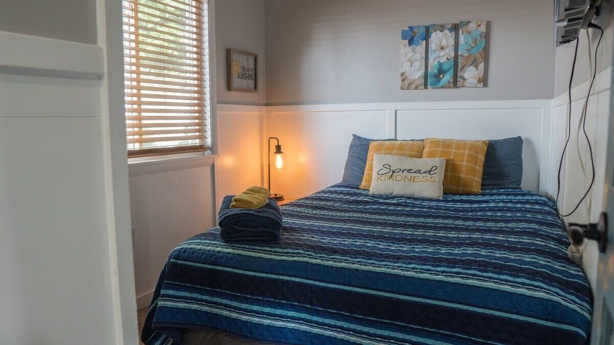 3 bedrooms, WiFi, bed sheets