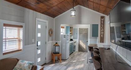 Sister Lake Cottages - Unit 5