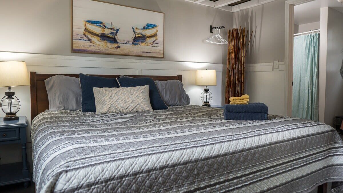 1 bedroom, WiFi, bed sheets