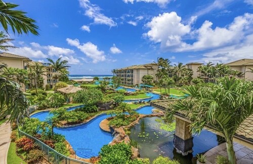 2 Bedroom 3 bath in Waipouli Deluxe oceanfront condominium Resort
