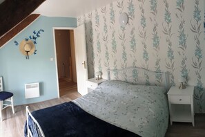 2 Schlafzimmer, Bügeleisen/Bügelbrett, WLAN, Bettwäsche