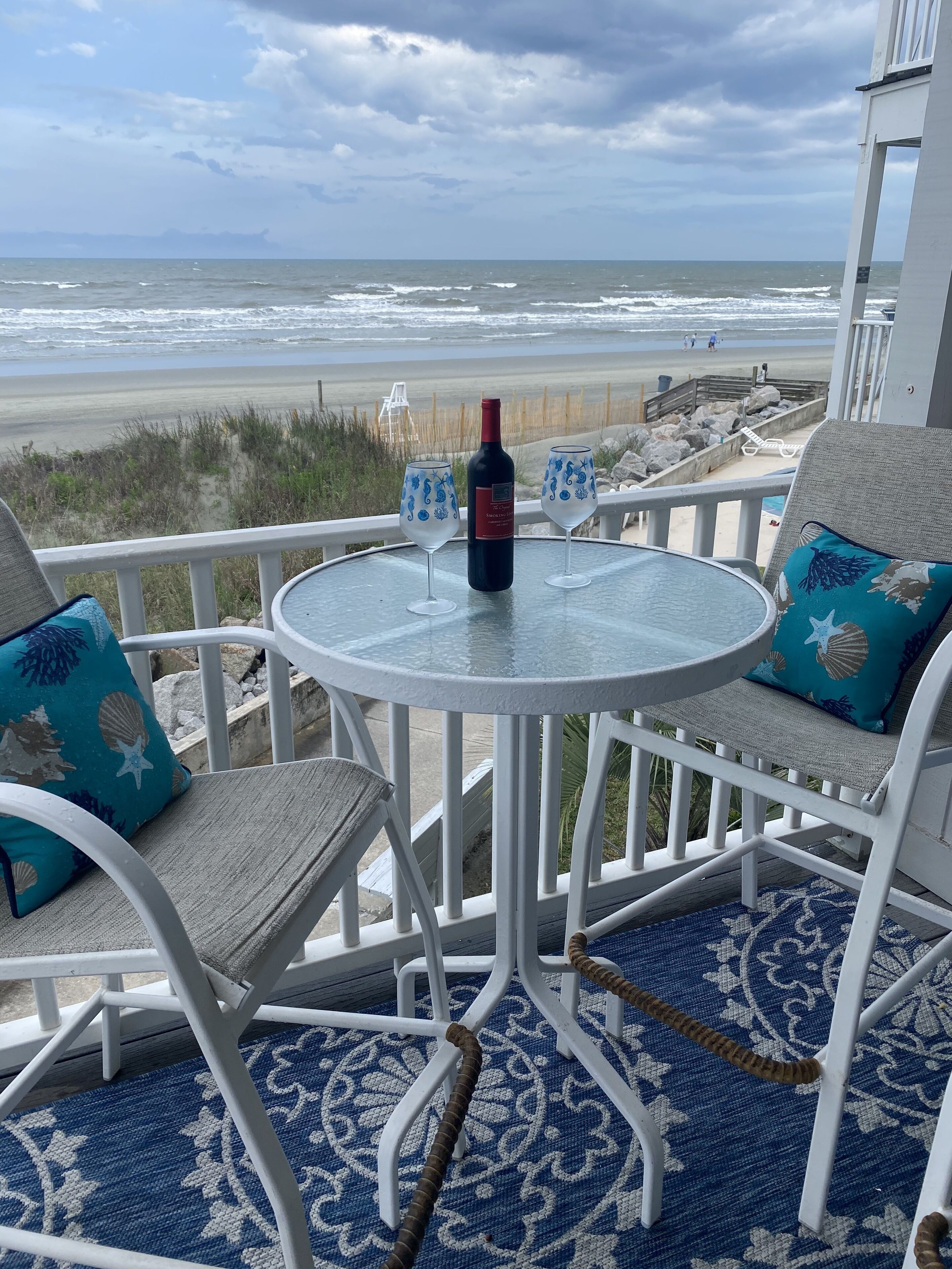 Steps from the sand! Oceanfront condo in Cherry Grove