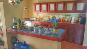 独立别墅 | 私人厨房 | 茶具/咖啡用具、大冰箱、烤箱、炉灶