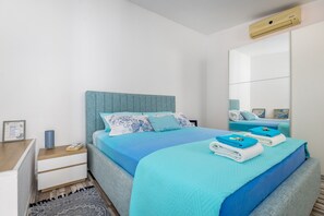 1 bedroom, iron/ironing board, WiFi, bed sheets