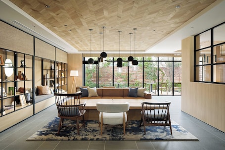 Lobby. Fairfield by Marriott Mie Okuise Odai