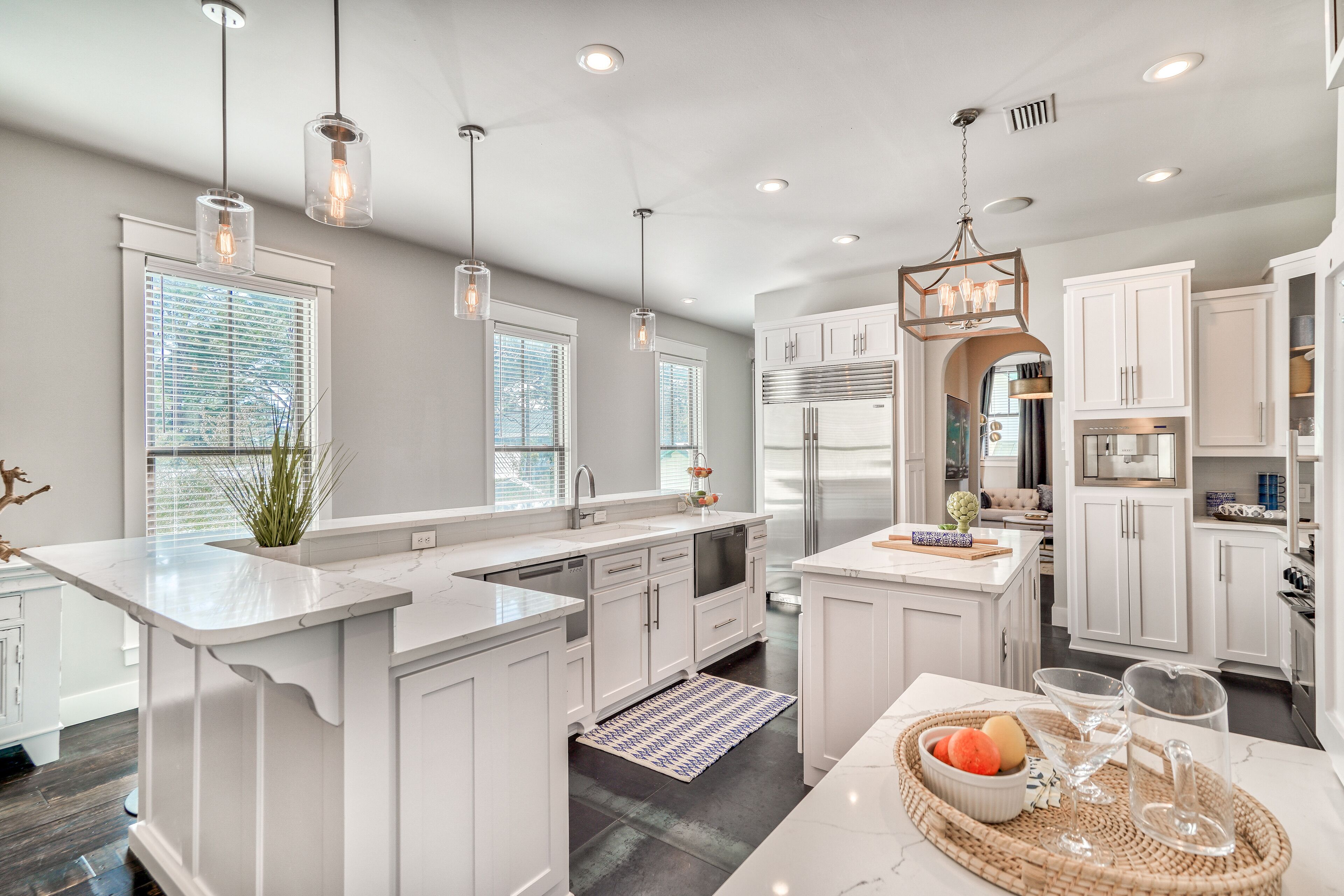 ثلاجة، ميكروويف، فرن، موقد طهي مسطح