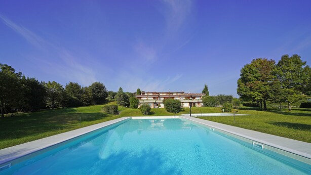 Seasonal outdoor pool - Gardagate - Petronella (Soiano del Lago)