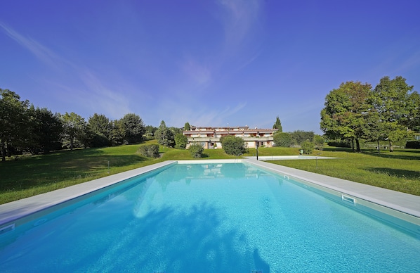 Außenpool (je nach Saison geöffnet)