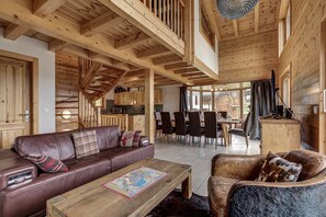 Fernseher, Kamin