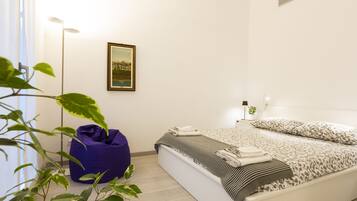 Apartment | 1 bedroom, premium bedding, down comforters, iron/ironing board