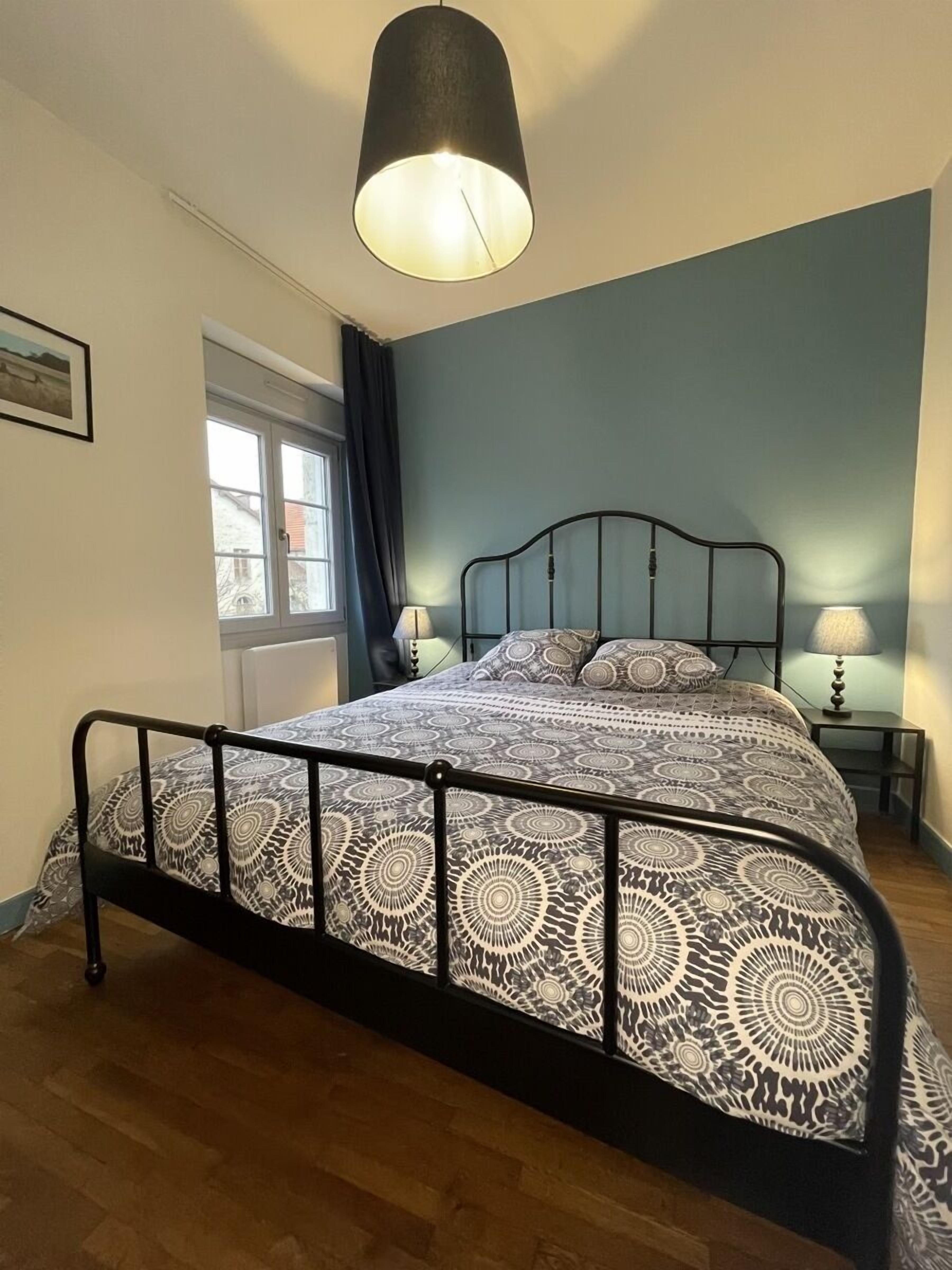 3 Schlafzimmer, schallisolierte Zimmer, Bügeleisen/Bügelbrett