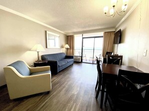 TV, offices - Lovely Oceanfront Condo,Pool,C84 (Myrtle Beach)